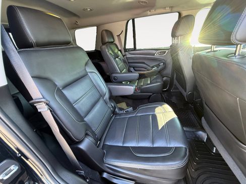 Used 2018 GMC Yukon Denali w/ Denali Ultimate Package image 18