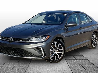Used 2025 Volkswagen Jetta SE