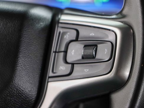 Used 2023 Chevrolet Suburban LT image 15