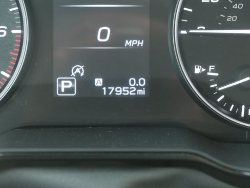Used 2025 Subaru Legacy Premium AWD/4WD image 21