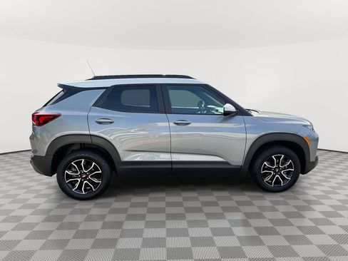 Used 2023 Chevrolet TrailBlazer ACTIV w/ Convenience Package AWD/4WD image 8