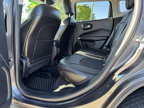 Used 2018 Jeep Compass Latitude w/ Popular Equipment Group AWD/4WD image 26