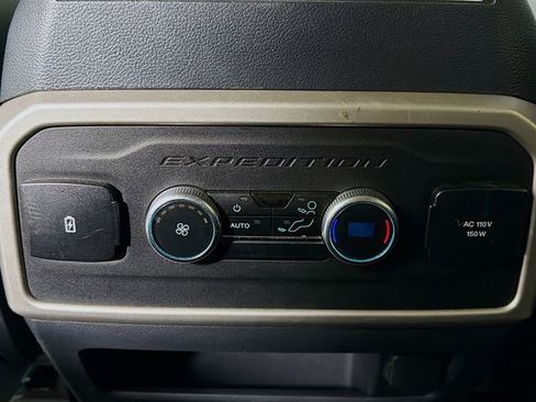 Used 2024 Ford Expedition Max XLT image 26