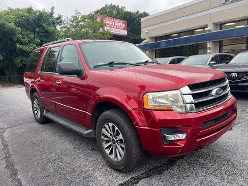 Used 2017 Ford Expedition XLT AWD/4WD image 7