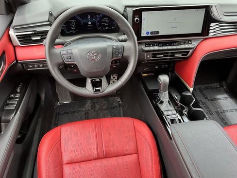 Used 2026 Toyota Camry XSE w/ Premium Package FWD image 10