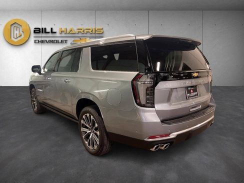 New 2025 Chevrolet Suburban High Country image 7