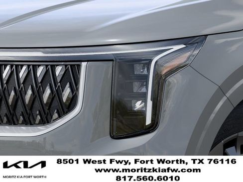 New 2026 Kia Carnival EX FWD image 10
