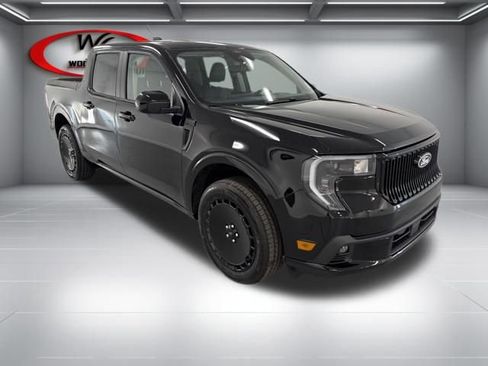 New 2026 Ford Maverick Lobo image 3