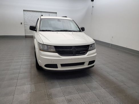 Used 2018 Dodge Journey SE w/ Popular Equipment Group FWD image 14