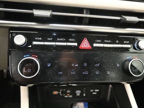 Used 2025 Hyundai Tucson SEL FWD image 14