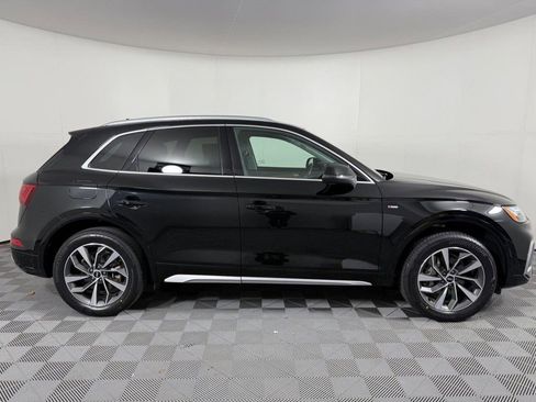 Used 2023 Audi Q5 2.0T Premium Plus w/ Premium Plus Package image 2
