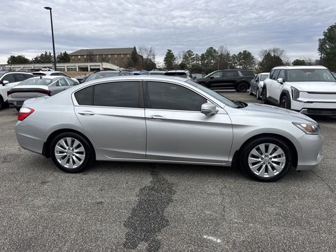 Used 2013 Honda Accord EX image 8