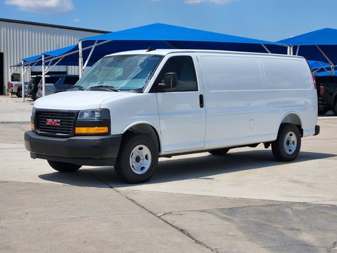 New 2025 GMC Savana 2500 Extended w/ Driver Convenience Package image 2