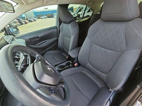 Used 2022 Toyota Corolla LE w/ Carpet Mat Package (TMS) image 14