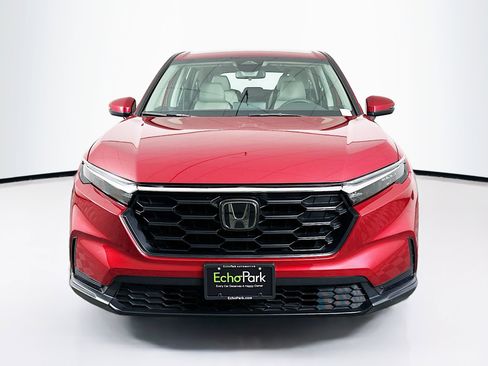 Used 2023 Honda CR-V LX image 2