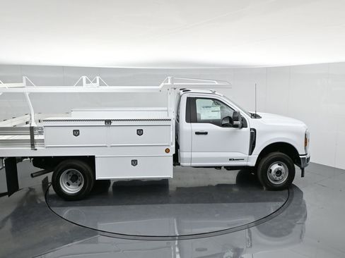 New 2024 Ford F350 XL w/ XL Chrome Package image 34