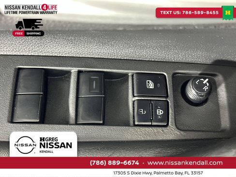 Used 2020 Toyota Corolla SE image 17