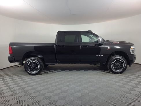 Used 2026 RAM 2500 Laramie AWD/4WD image 2