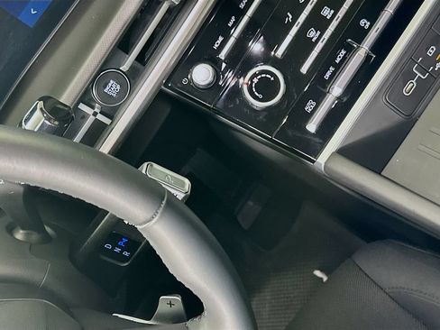 Certified 2026 Hyundai Santa Fe SE FWD image 16
