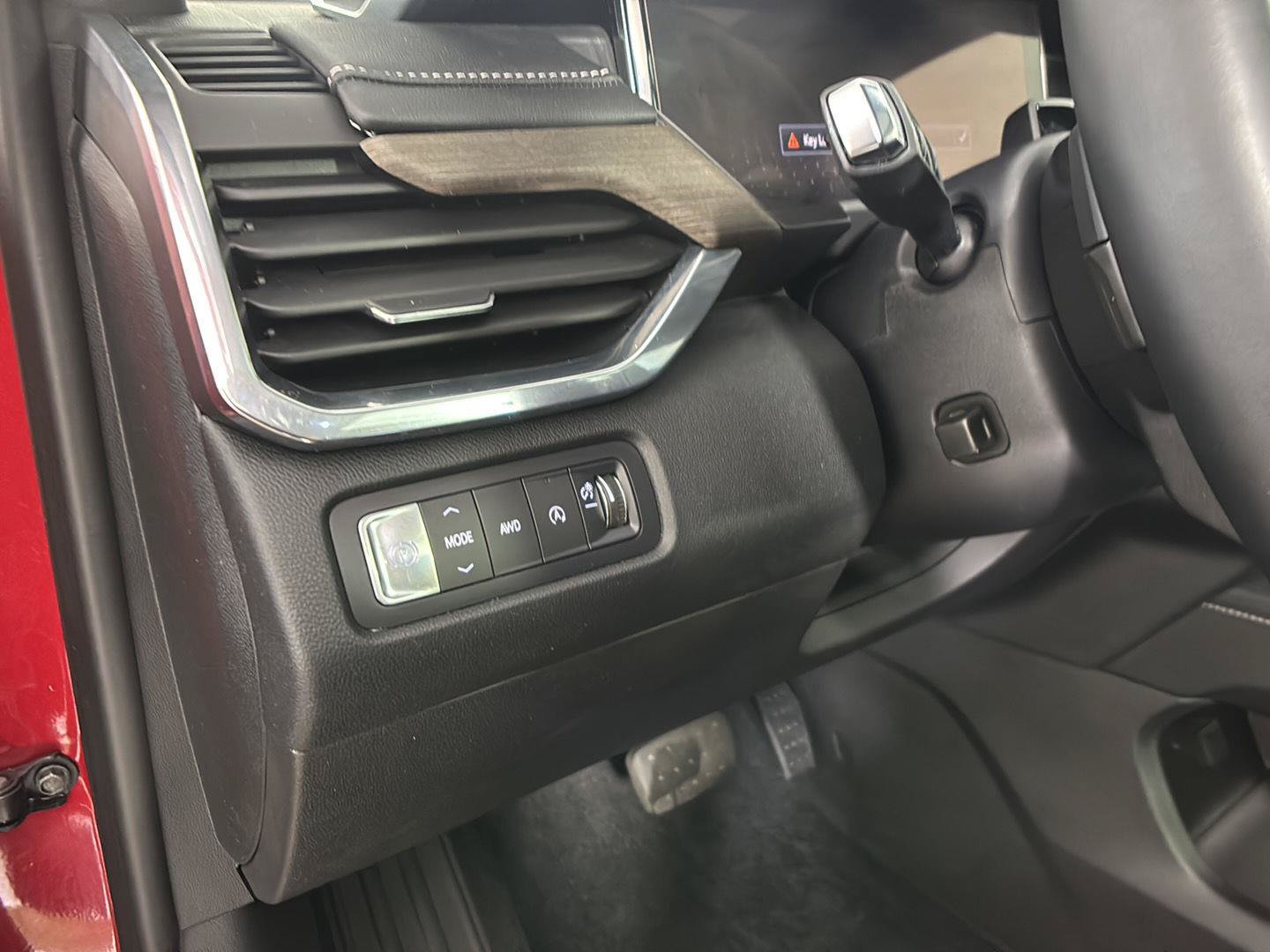 Used 2025 GMC Acadia Denali w/ Super Cruise Package AWD/4WD image 28