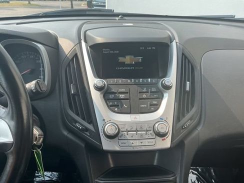 Used 2017 Chevrolet Equinox LT w/ Convenience Package AWD/4WD image 22