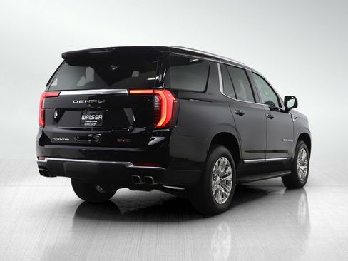 Used 2025 GMC Yukon Denali AWD/4WD image 6