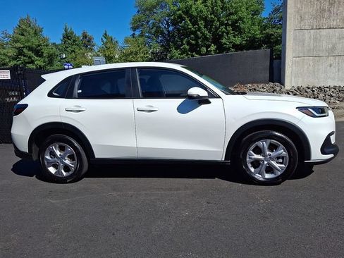 Certified 2024 Honda HR-V LX image 7