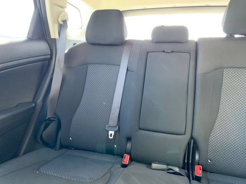 Used 2025 Kia Sportage LX FWD image 38