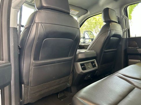 Used 2025 Ford F350 Lariat w/ FX4 Off-Road Package AWD/4WD image 41