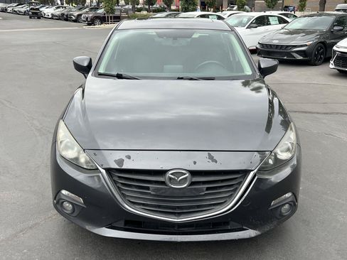 Used 2016 MAZDA MAZDA3 i Touring w/ Popular Equipment Package FWD image 3