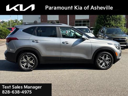 Used 2022 Kia Seltos EX AWD/4WD image 6