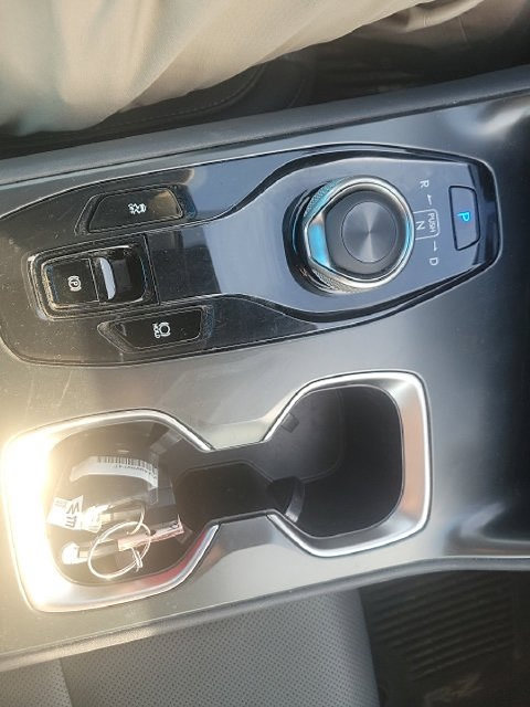 Used 2024 Lexus RZ 300e Premium w/ Accessory Package (2T) FWD image 22