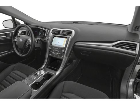 Used 2020 Ford Fusion SE FWD image 13