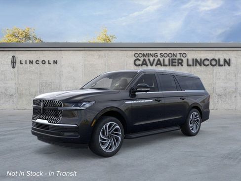 New 2026 Lincoln Navigator L Premier image 1