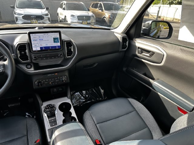 Certified 2023 Ford Bronco Sport Outer Banks w/ Tech Package AWD/4WD image 17