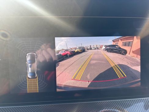 Used 2017 Mercedes-Benz E 43 AMG 4MATIC Sedan image 29