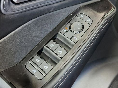 New 2026 Nissan Rogue SV FWD image 18