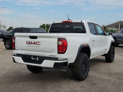 New 2026 GMC Canyon Elevation w/ Convenience Package RWD image 6