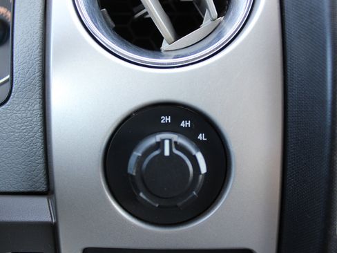 Used 2013 Ford F150 XLT w/ Luxury Equipment Group AWD/4WD image 23