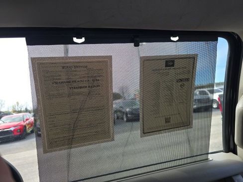 Used 2022 Chrysler Pacifica Touring-L image 33