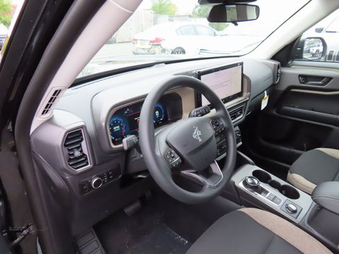 New 2025 Ford Bronco Sport Big Bend image 8