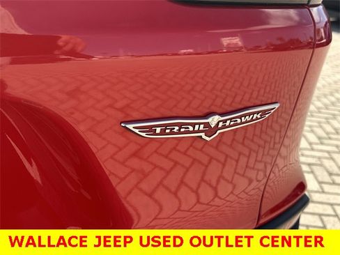 Used 2019 Jeep Cherokee Trailhawk w/ Trailer Tow Group image 10