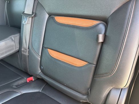 Used 2022 GMC Sierra 1500 AT4 w/ AT4 Premium Package image 31