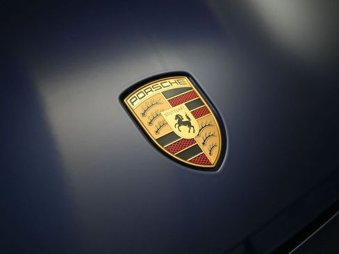 Certified 2024 Porsche Macan 4 Electric image 13