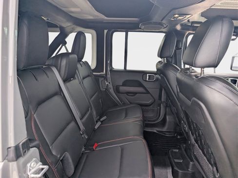 Used 2021 Jeep Wrangler Unlimited Rubicon image 9