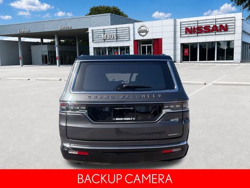 Used 2024 Jeep Grand Wagoneer Series III AWD/4WD image 7