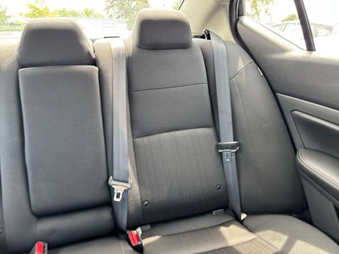 Used 2025 Nissan Altima 2.5 SV FWD image 36