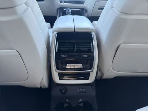 Used 2019 BMW X7 xDrive50i w/ Dynamic Handling Package AWD/4WD image 22
