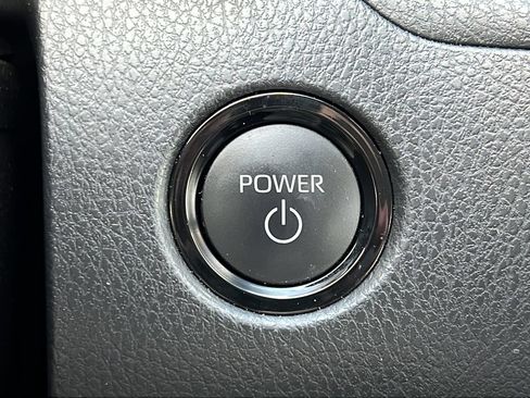 Used 2025 Toyota Camry LE FWD image 21