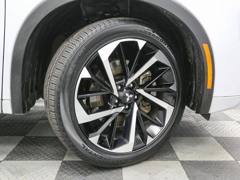 Used 2024 Mitsubishi Outlander 4WD Plug-In Hybrid image 16